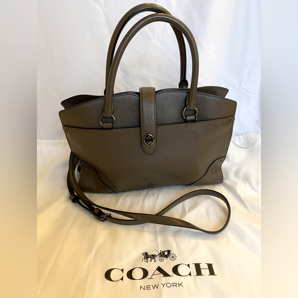 Mint condition Coach brown bag with crossbody strap